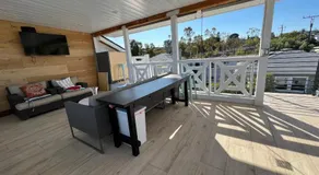 Modern Bright New Studio with Roof-top Deck Walk to Santa Monica Beach, FreeWiFi, Parking - Image 5