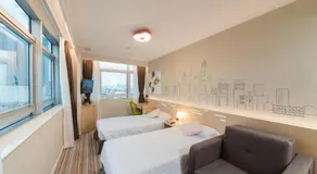 West Inn - Image 2