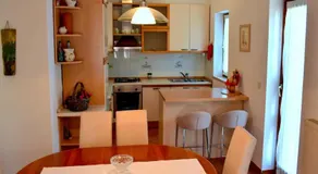 Apartment Take a Look - Image 3