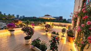 Marriott Carlton Hotel (Olympic Center Hotel) - Image 4