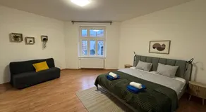 Lovely 2-bedroom apartment in centre of Bratislava - Image 2