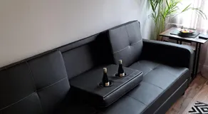 Apartment - Sleeps 4 - Pet friendly - Parking - Image 4