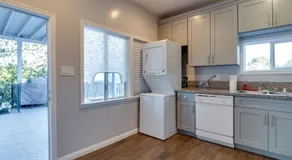 Cozy 3 bedroom San Fernando Valley - Image 5