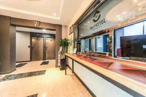 AU Hotel - Image 5