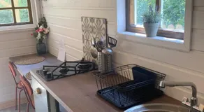 Letterkenny Cabin - Image 4