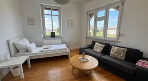 Luxe Apartment am Rhein - Image 2