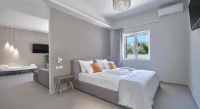 El Platanias - Image 2