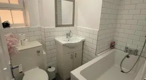 3 Bed Flat - Sleeps 6 - Parking - Wifi - Image 5