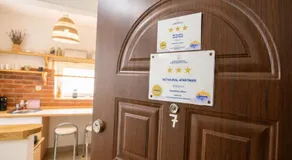 Héthajnal Apartman - Image 4