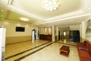 Cao's Family Courtyard - Image 2