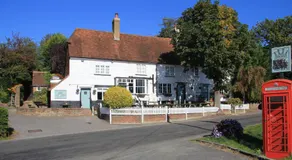 Rose and Crown - Image 4