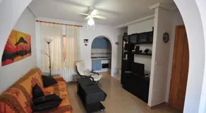 Chalet Adosado Junto A La Piscina, Gran Alacant - Image 2
