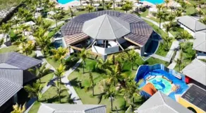 Refúgio Moderno Próximo a Praia e Área Verde - Image 3