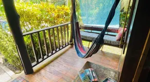 Pangea Lodge Tropical Vibe Home with Shared Pool - Image 2