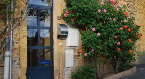 Les Terrasses Dorées - Chambres d'hôtes de charme & Jacuzzi - Image 4