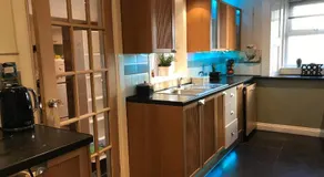 Vollie House with Hot Tub, Sauna & Log Burner - Image 3