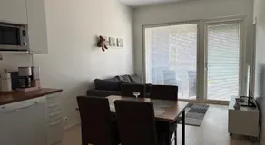 Modern Apartment nearby Airport - Image 4