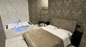 Life Hotel - Image 2