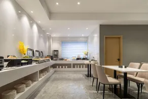 Pufan Hotel - Image 4