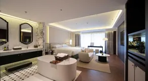 Diamond Bund hotel - Image 2