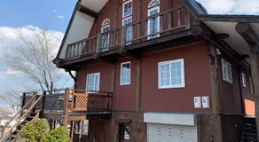 Sapporo Luxury Log House 5Brm max 18ppl 4 free parking - Image 5