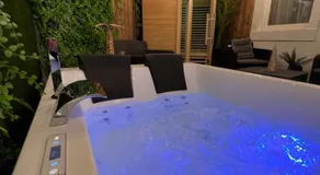 SPA de charme 6 pers avec Jacuzzi & Sauna privatifs au coeur de ville - Esprit Coco - Image 3
