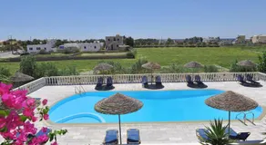 Nikolas Villas - Image 5