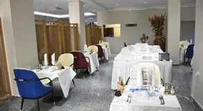 Hotel Royal Palace - Image 4