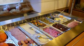 Hotel-Gasthof-Destille-Eisenbahn - Image 2
