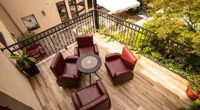 Garden House - Image 2