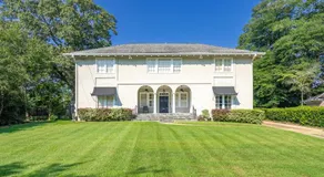 Group Getaway in a Grand Historic Home 15 minutes to Fort Benning Sleeps 10 - Image 5