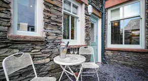 Glen Wynne Windermere - FREE off-site Health Club access with Pool, Sauna, Steam Room & Gym Short 5 Minute Drive Away - Image 5