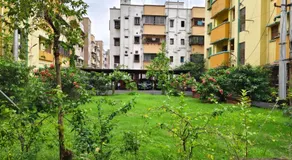 Home away from Home in city with Garden View - Image 2