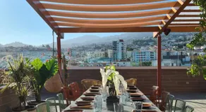 Three House Hotel - Image 2