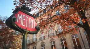 79 - Urban Love Le Marais - Image 3