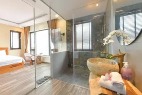 Palm Cove Vietnam Villa - Image 3