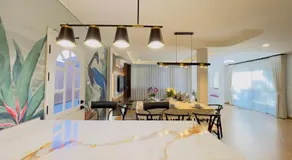 4-bedroom detached house with a pool, newly renovated in a modern style, near CF with convenient transportation, close to the Old Town - Image 2