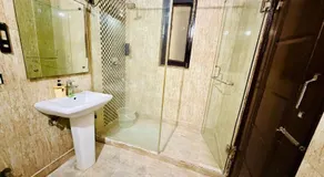 Hotel Oxygen Crown-Couple Friendly-Noida Sector 19 - Image 5
