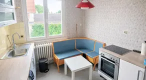 Charming Rooftop Apartment - Image 4