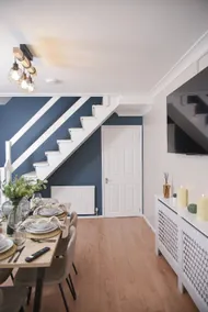 Cosy Luxe 3Bed Retreat |Hot Tub•BBQ•Parking•Town - Image 3