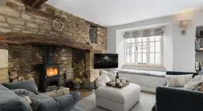 Corner Cottage - Image 2