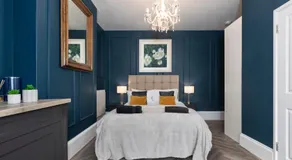 Eden House - Image 2