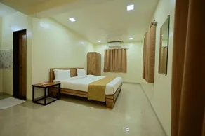 Solitude Villa - Image 2