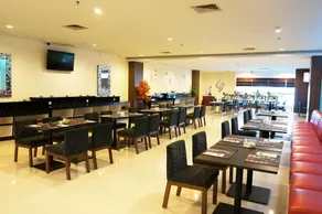 Ameera Hotel - Image 2