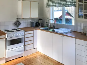 5 person holiday home in Stavsjö - Image 3