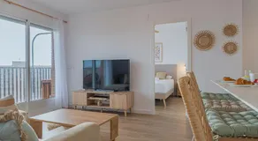 Stay In Beach Front - Image 2