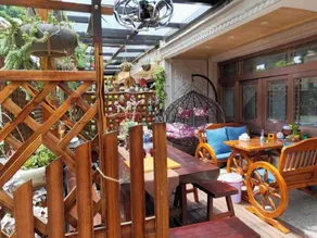 Huamei Mountain Villa - Image 3