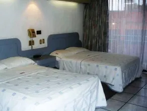 Hotel Real del Sol - Image 1