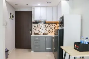Spacious and Homey Studio at Daan Mogot City Apartment By Travelio - Image 3