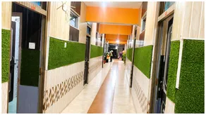 Shri Anand Hotel Berinag Shahgram with Parking included - Image 4